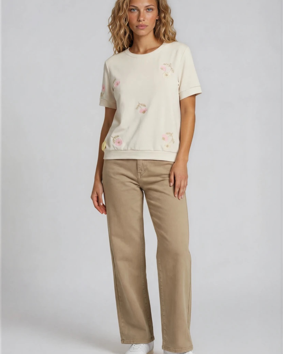 Sweater Bloem I Beige