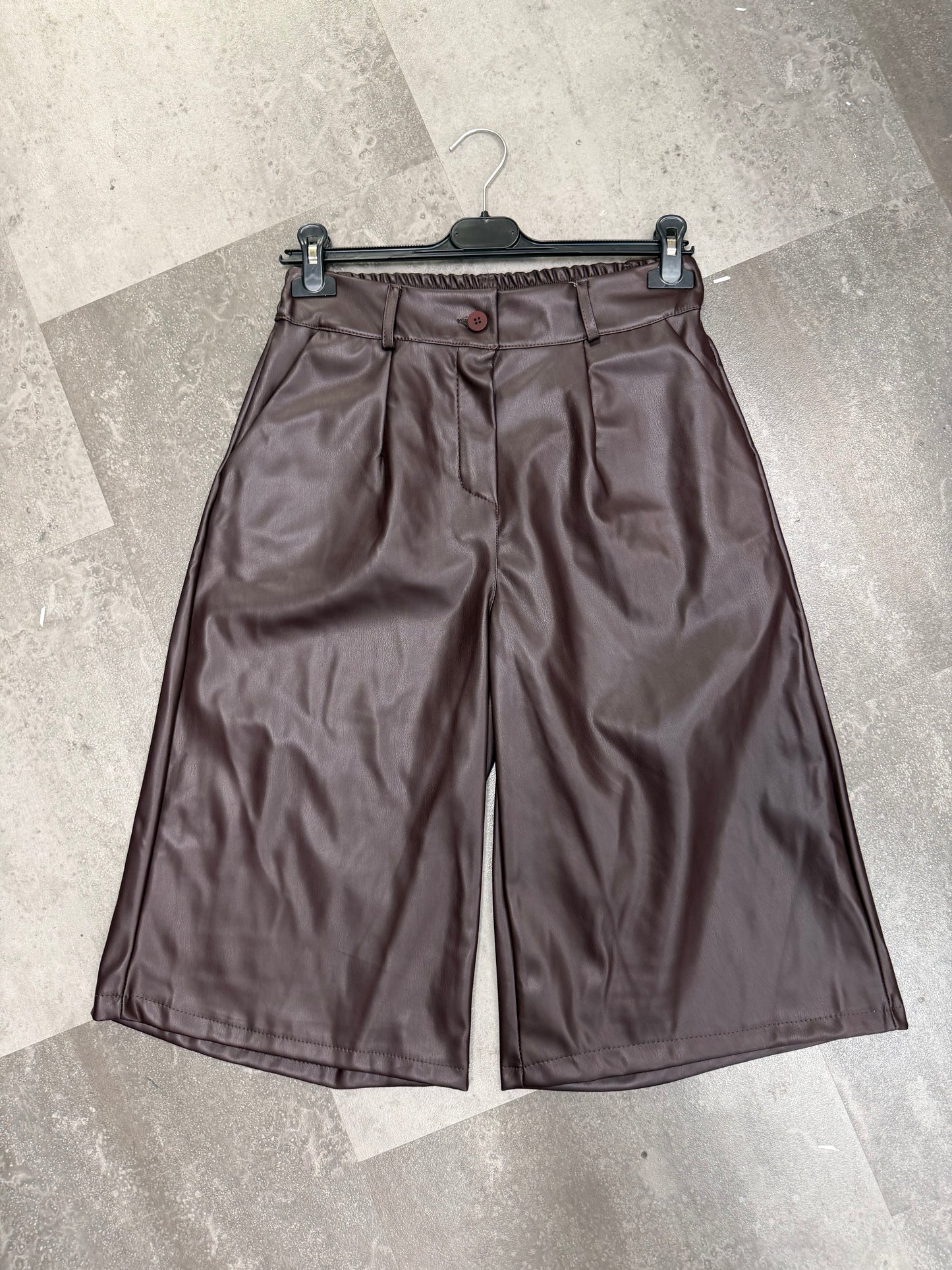 Jort Leatherlook Bermuda| Bordeaux
