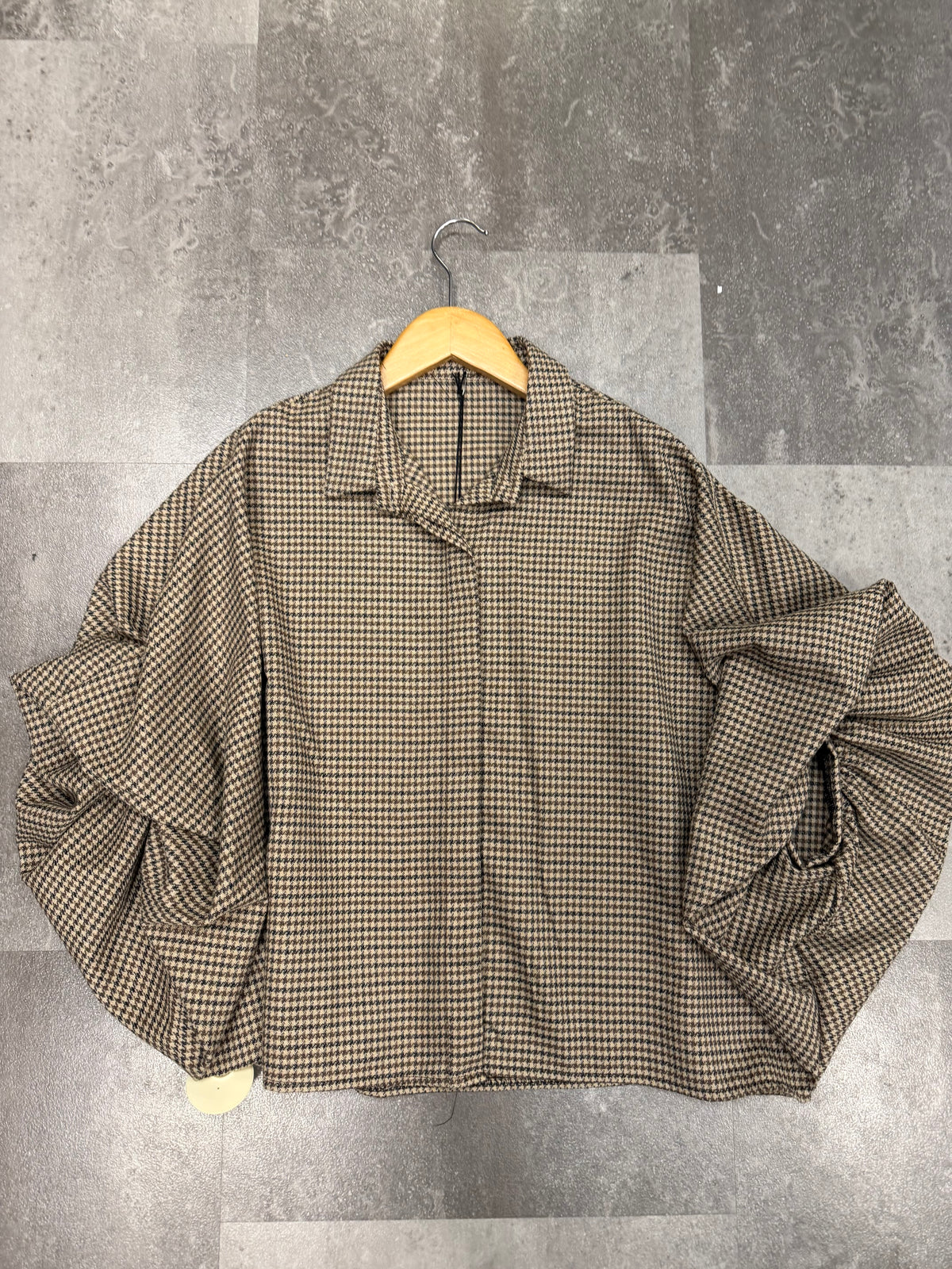 Blouse stof Gemma riccery Vlindermouw Ruit I Beige