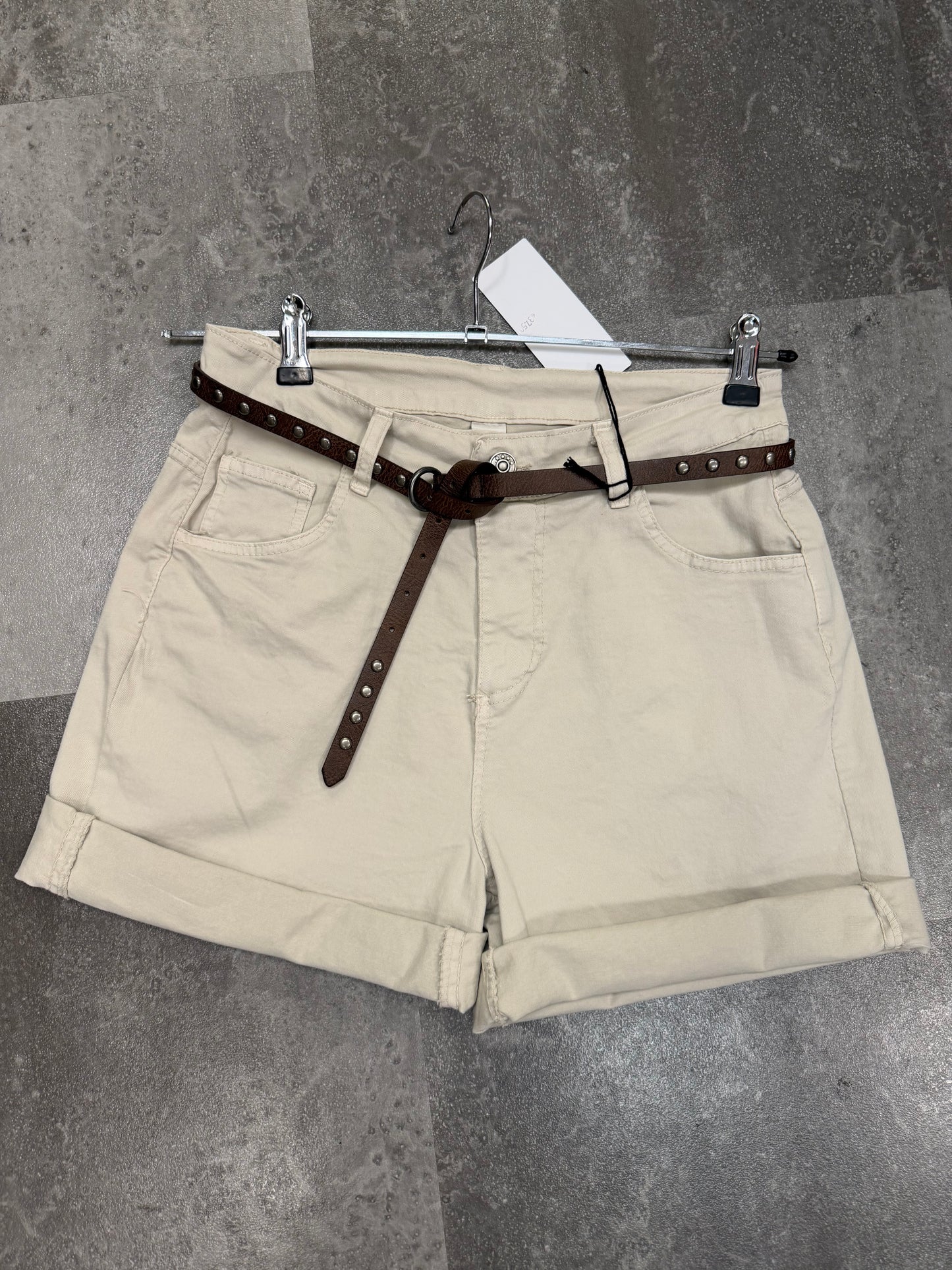Short Gimme richery I Beige