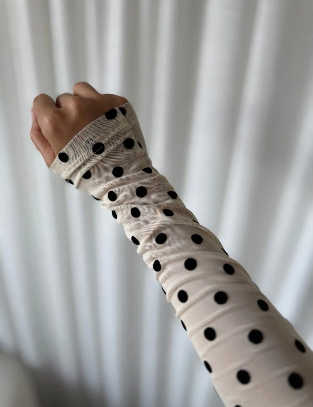 Lace top dots | Creme