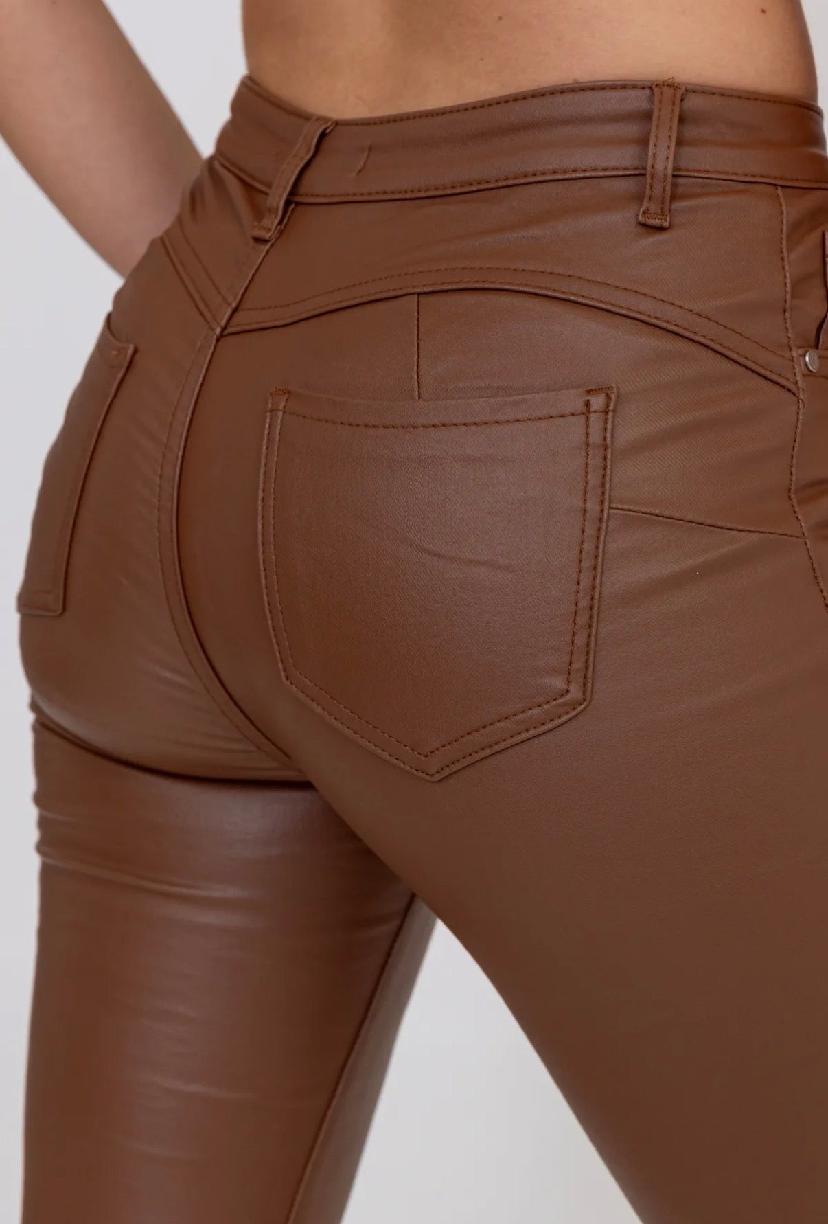 Leather Look Skinny | Camel/Bruin