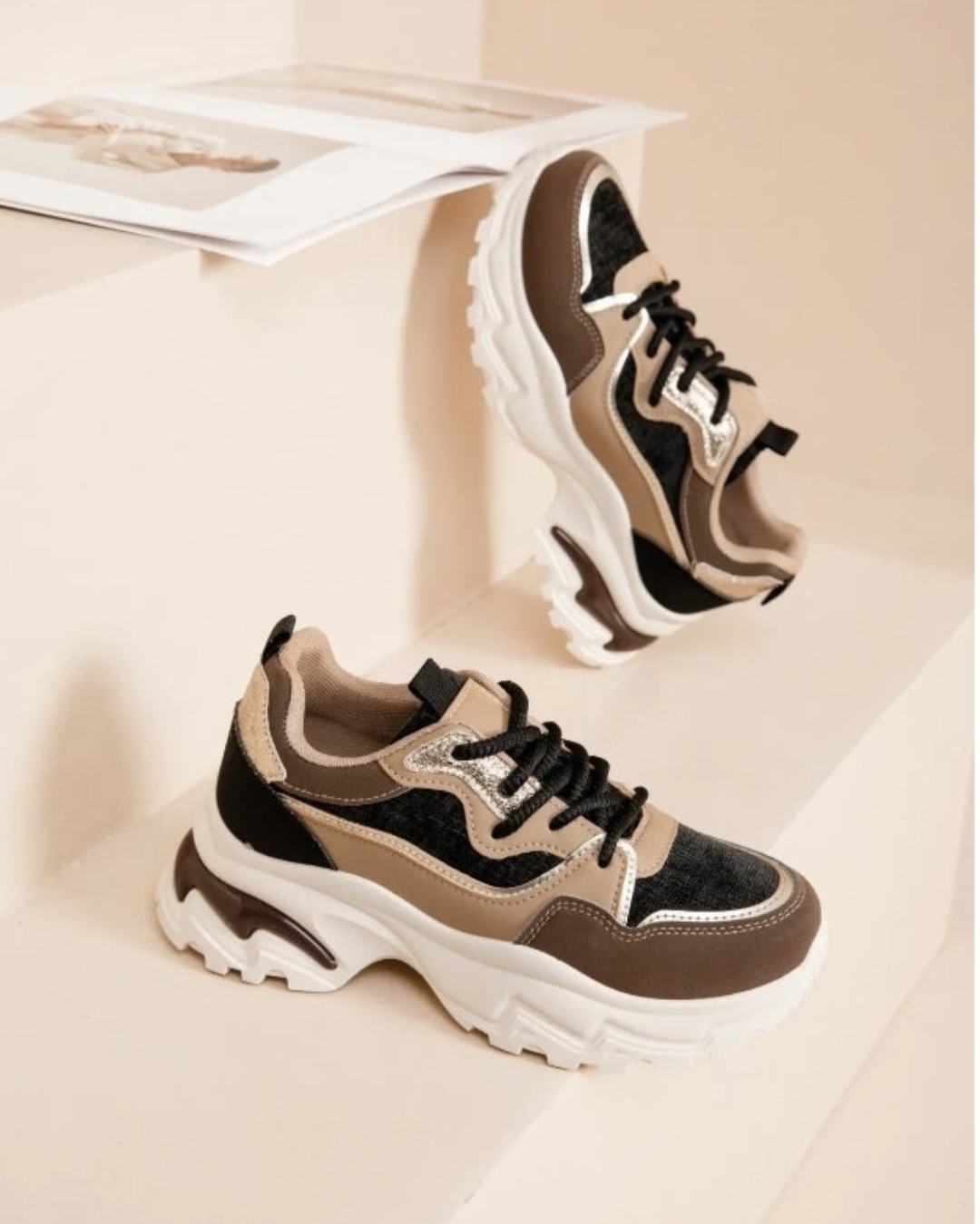 Sneakers  | Bruin