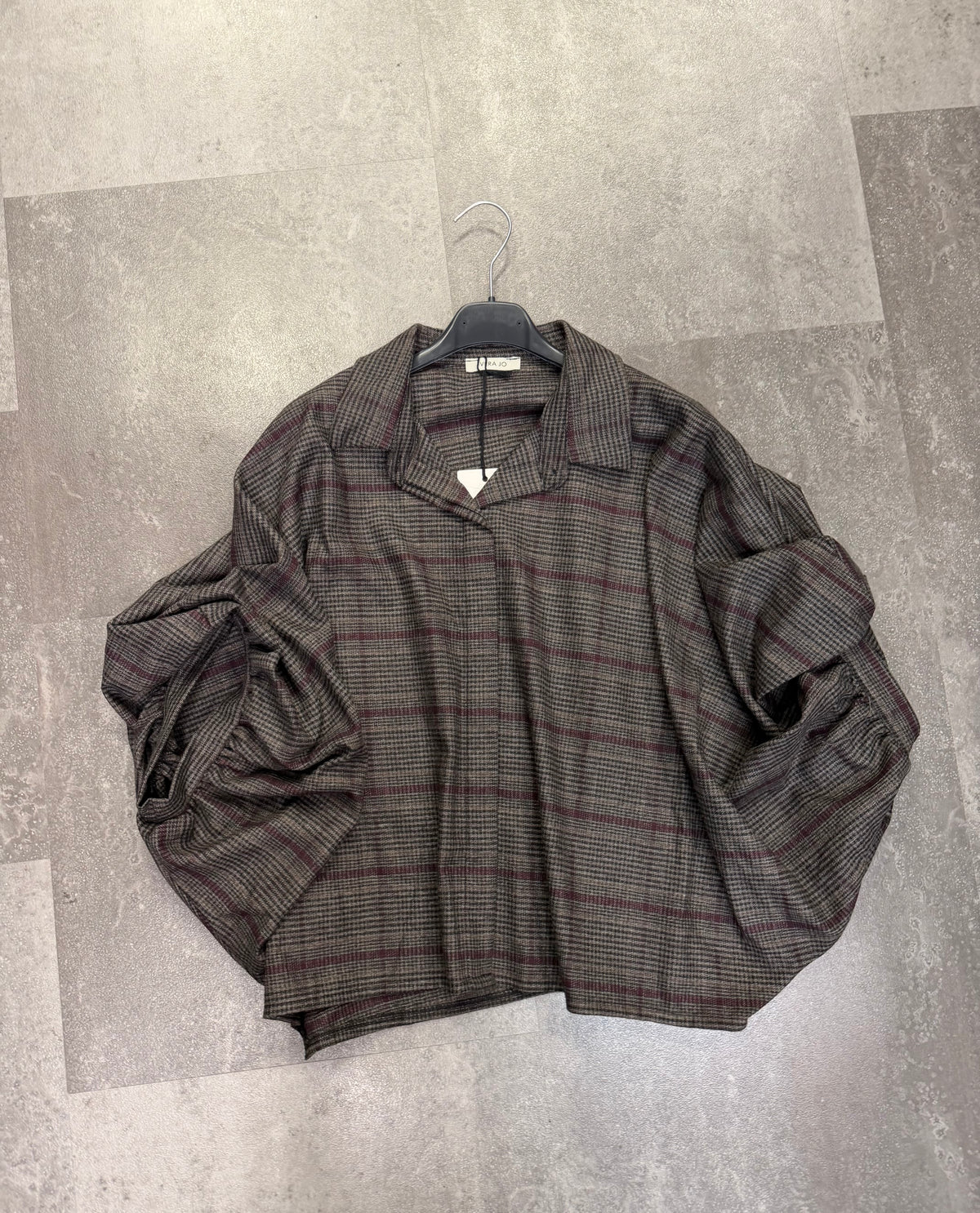 Blouse stof Gemma riccery Vlindermouw Ruit I Antraciet/bordeaux