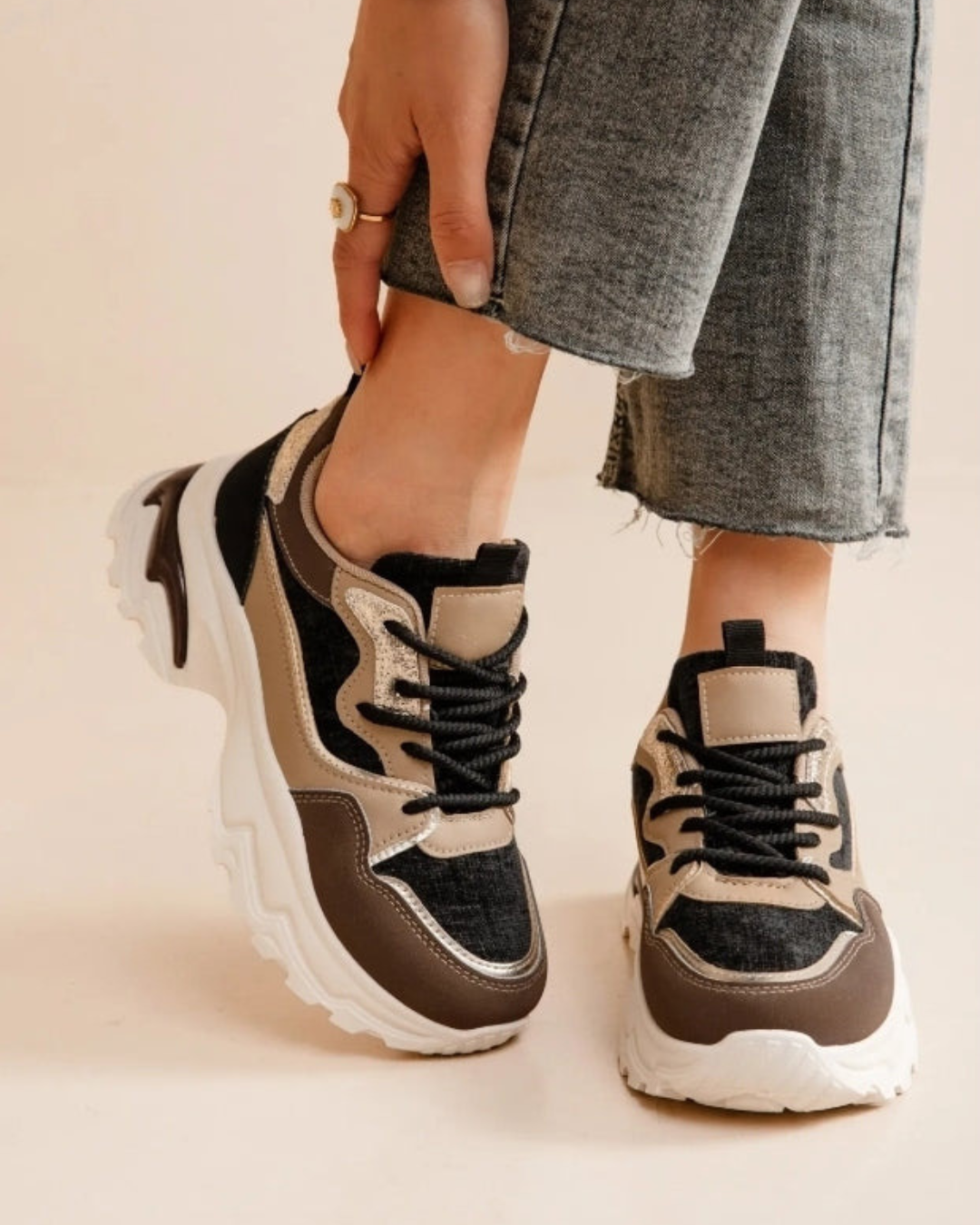 Sneakers  | Bruin