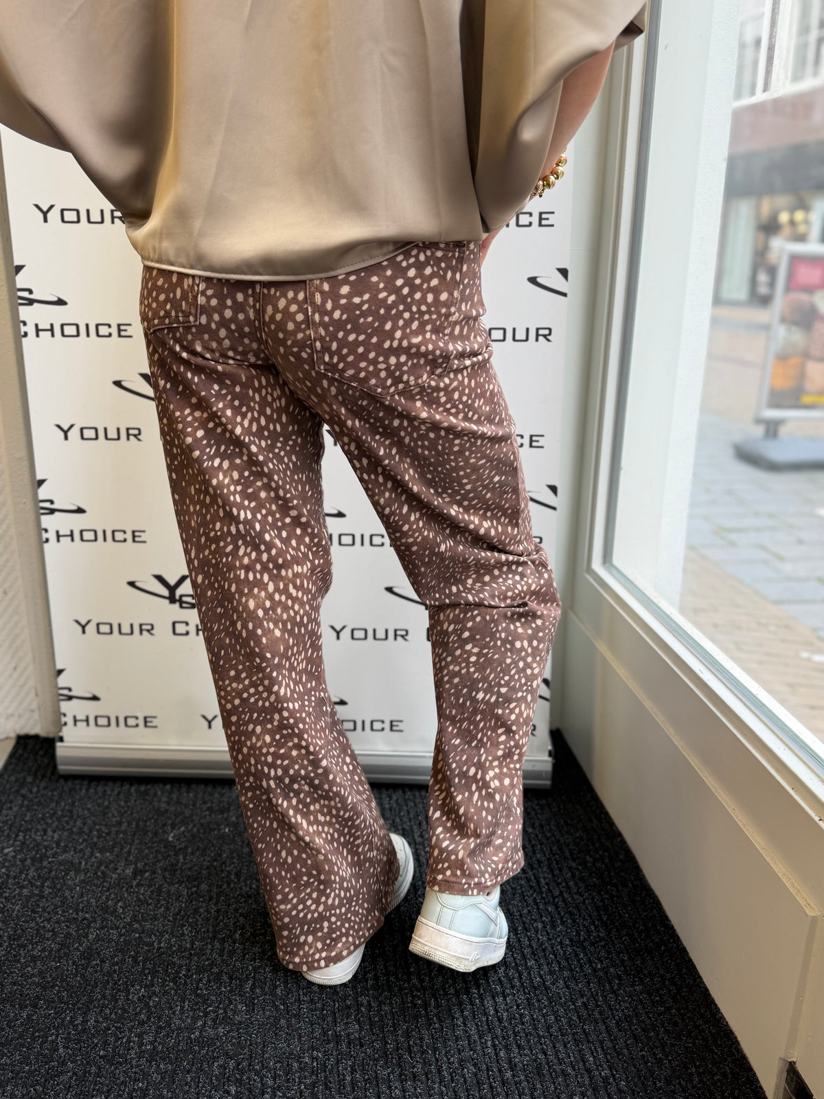 Wide-Leg Bambi Jeans | Bruin