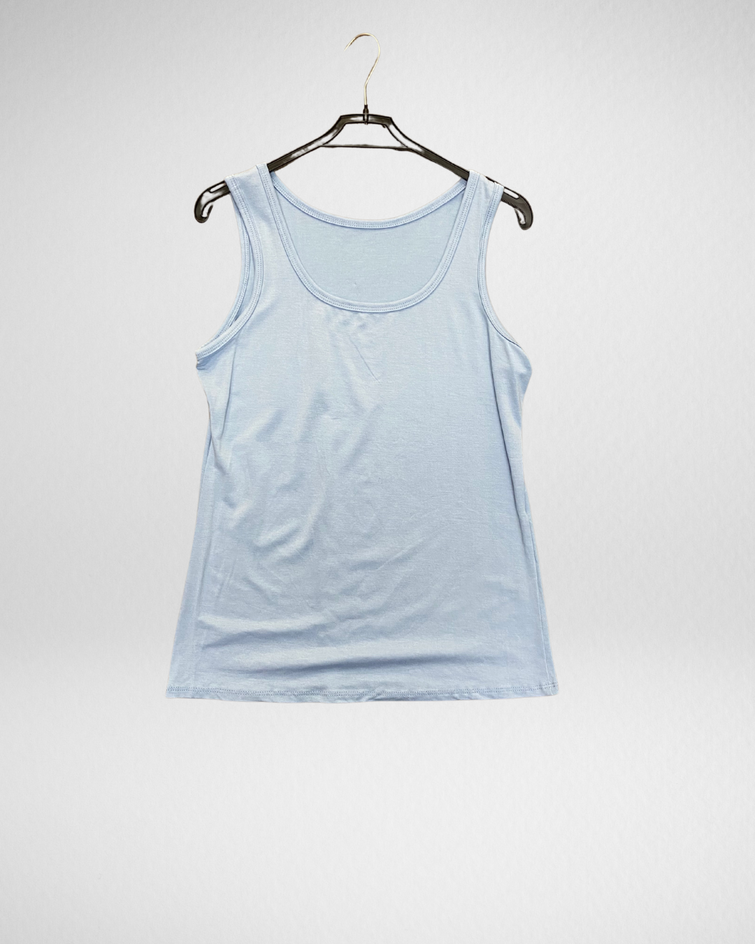 Basic Tops I Licht Blauw